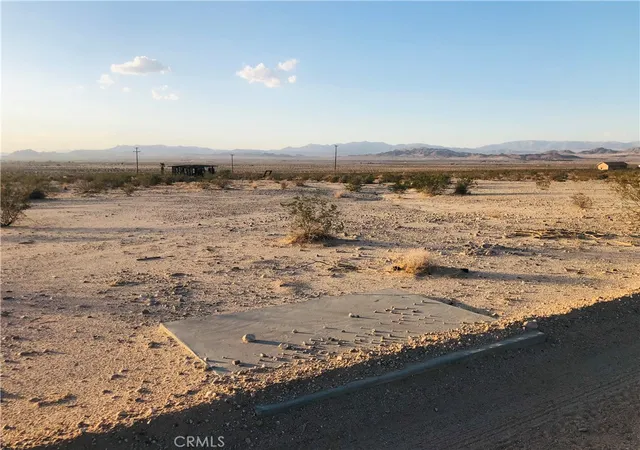 Homes for sale in 29 Palms, CA | 5 Marilane Ave, 29 Palms, CA 92277 | MLS# JT26030297
