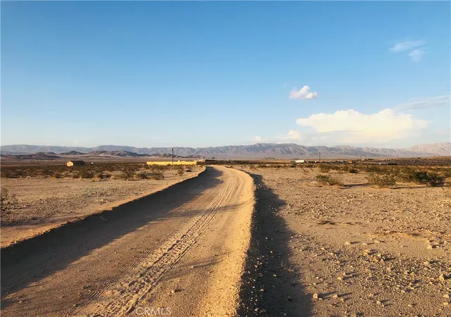 Homes for sale in 29 Palms, CA | 5 Marilane Ave, 29 Palms, CA 92277 | MLS# JT26030297