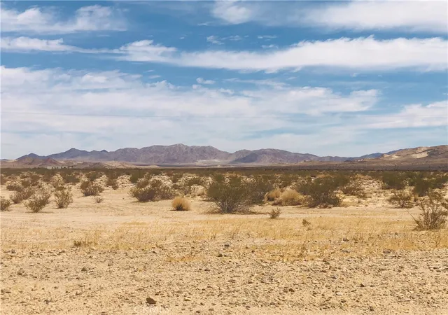 Homes for sale in 29 Palms, CA | 0 Kathyrn Rd, 29 Palms, CA 92277 | MLS# JT26030302
