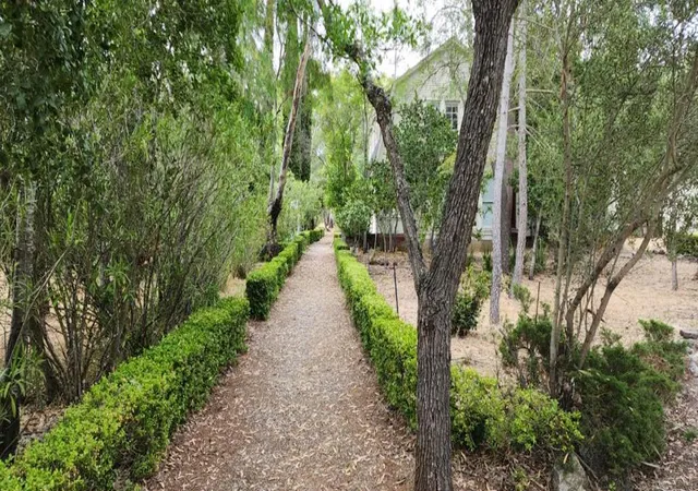 2nd image of 26731 Taaffe Rd, Los Altos Hills, CA 94022 | MLS# ML82034387