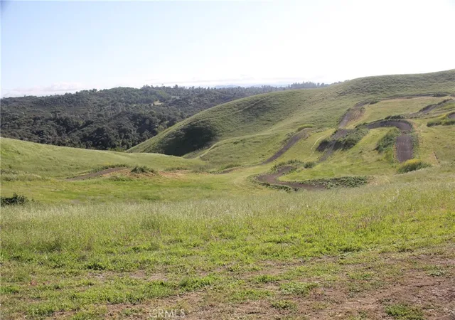 4th image of 74650 Interlake, Bradley, CA 93426 | MLS# NS26030207