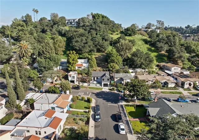 26th image of 4868 La Roda, Los Angeles, CA 90041 | MLS# DW26030707