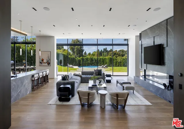 2nd image of 615 N Faring Rd, Los Angeles, CA 90077 | MLS# 25630361