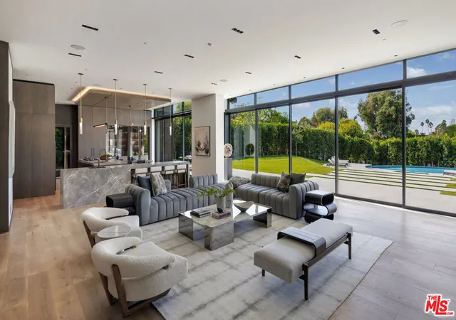 3rd image of 615 N Faring Rd, Los Angeles, CA 90077 | MLS# 25630361