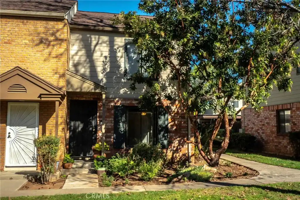 Listing Photo 10 - Condo for sale in 1277 N Mollison located at 1277 N Mollison, El Cajon, CA 92021 - Unit 1277 N Mollison