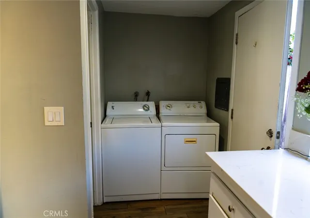 Listing Photo 5 - Condo for sale in building located at 1277 N Mollison, El Cajon, CA 92021 - Unit #F