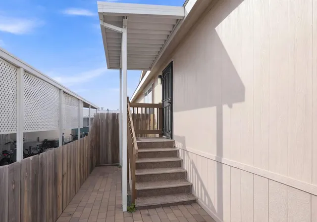 3rd image of 12824 Granada Dr #322, Poway, CA 92064 | MLS# PTP2601077