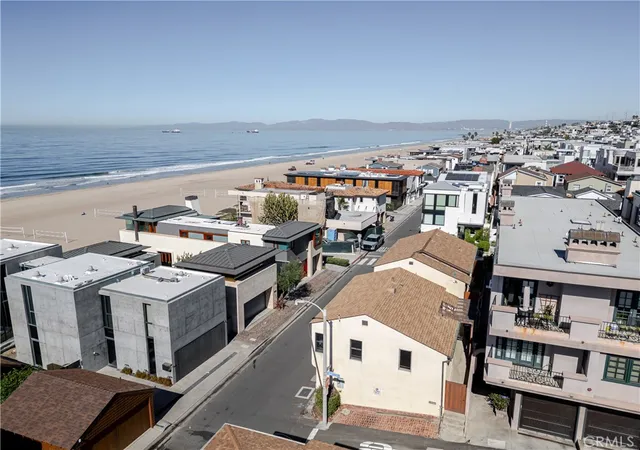 Homes for sale in Manhattan Beach, CA | 1812 Ocean Dr, Manhattan Beach, CA 90266 | MLS# SB26030894