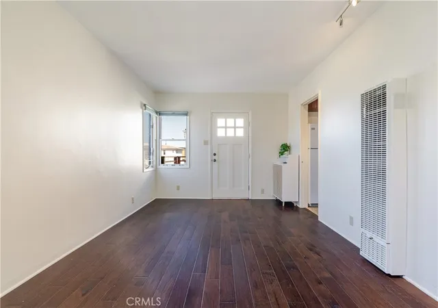 Homes for sale in Manhattan Beach, CA | 1812 Ocean Dr, Manhattan Beach, CA 90266 | MLS# SB26030894