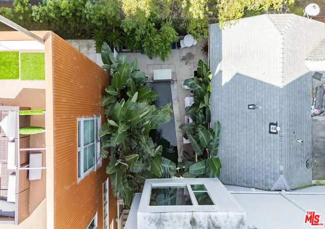 3rd image of 2452 Penmar Ave, Venice, CA 90291 | MLS# 26648121