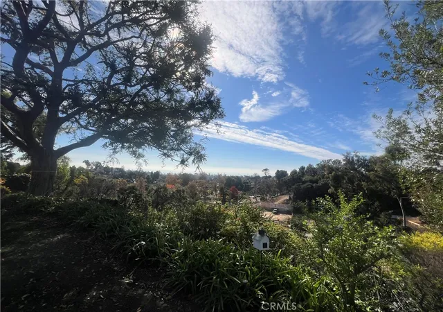 Photo 3 of Land for sale at 1055 Las Pulgas, Pacific Palisades, CA 90272 | MLS# AR26031292 | Listing updated on 2026-03-17