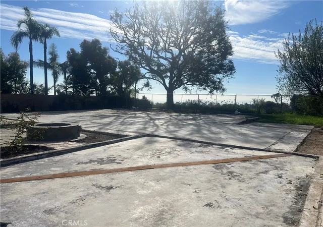 Photo 4 of Land for sale at 1055 Las Pulgas, Pacific Palisades, CA 90272 | MLS# AR26031292 | Listing updated on 2026-03-17