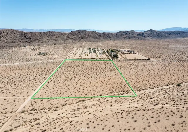 4th image of 7777 La Brisa Dr, Joshua Tree, CA 92252 | MLS# JT26031290