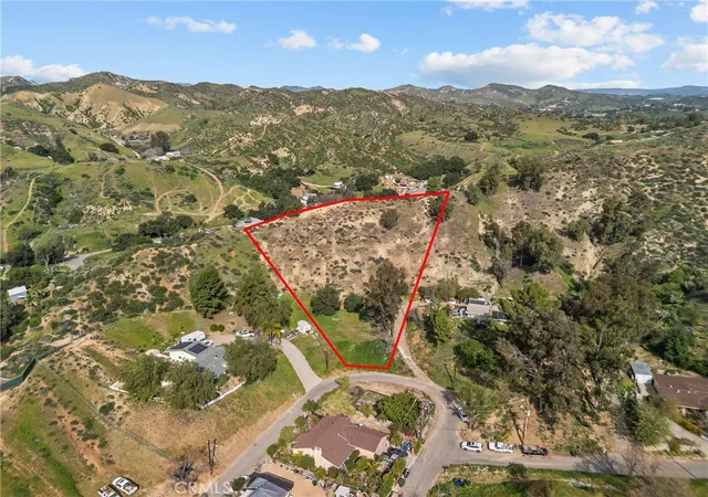 2nd image of 0 Cottage Glen Dr, Castaic, CA 91384 | MLS# SR26030965