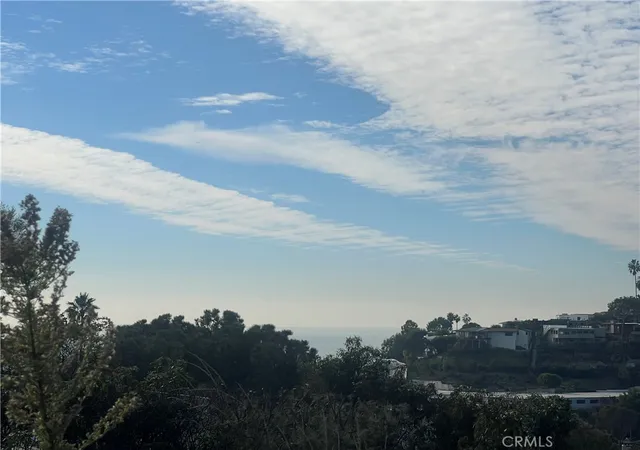 Photo 4 of Land for sale at 17053 Bollinger Dr, Pacific Palisades, CA 90272 | MLS# AR26031365 | Listing updated on 2026-02-11