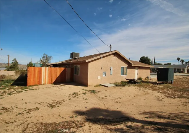 4th image of 7536 Victoria, Yucca Valley, CA 92284 | MLS# JT26030641