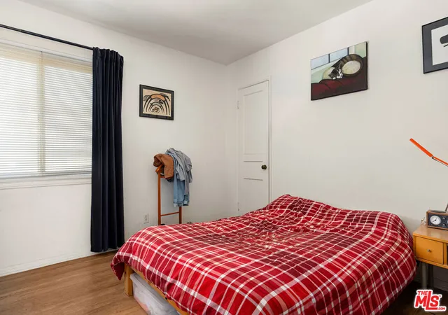 Homes for sale in Santa Monica, CA | 2431 20th St, Santa Monica, CA 90405 | MLS# 26650653