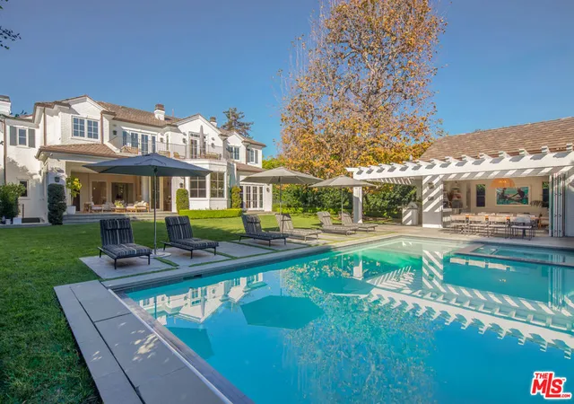 1st image of 1580 Sorrento Dr, Pacific Palisades, CA 90272 | MLS# 26650777