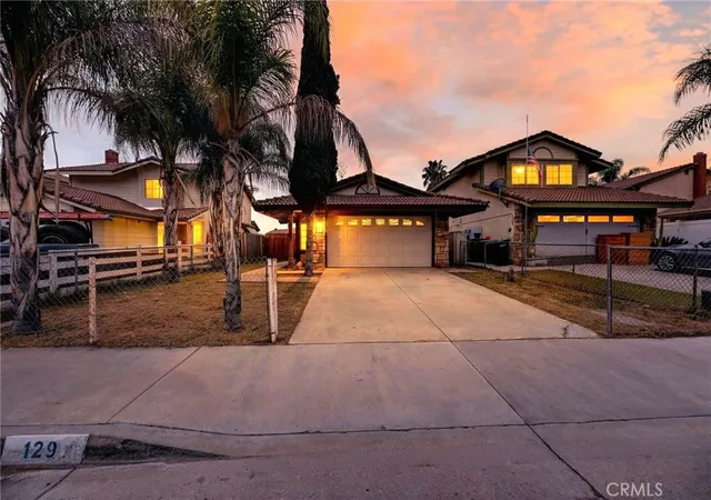 Photo 2 of Sale Pending at 129 Olivetree Dr, Perris, CA 92571 | MLS# SW26030236 | Listing updated on 2026-09-01