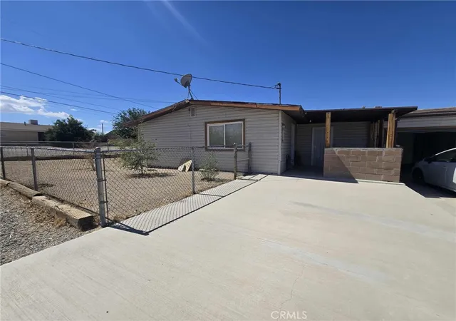 Homes for sale in Barstow, CA | 1901 Vineyard, Barstow, CA 92311 | MLS# HD26031856