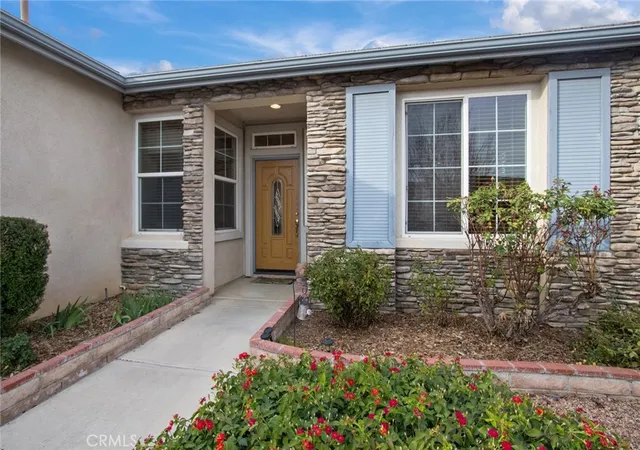 Photo 2 of Single family home for sale at 8172 Parry, Hemet, CA 92545 | MLS# AR26031948 | Listing updated on 2026-09-23