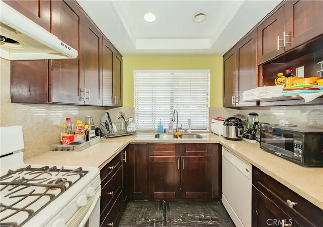 Listing Photo 5 - Condo for sale in building located at 15742 Tetley, Hacienda Heights, CA 91745 - Unit #29