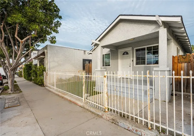 Homes for sale in Long Beach, CA | 2320 Locust, Long Beach, CA 90806 | MLS# PW26032055