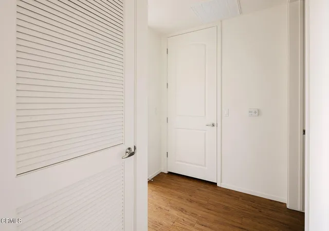 image of 124 W Colorado St, Glendale, CA 91204