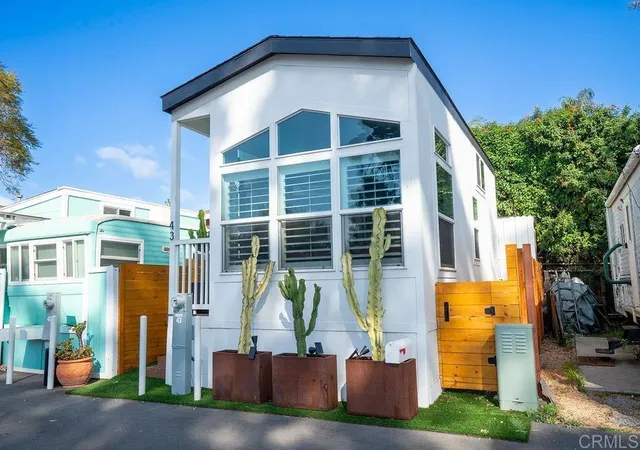 1st image of 523 N Vulcan Ave #43, Encinitas, CA 92024 | MLS# NDP2601380