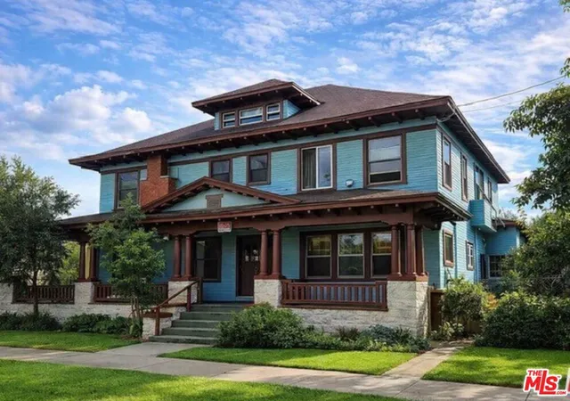 Photo 3 of Sale Pending at 3977 S Budlong Ave, Los Angeles, CA 90037 | MLS# 26651087 | Listing updated on 2026-05-14