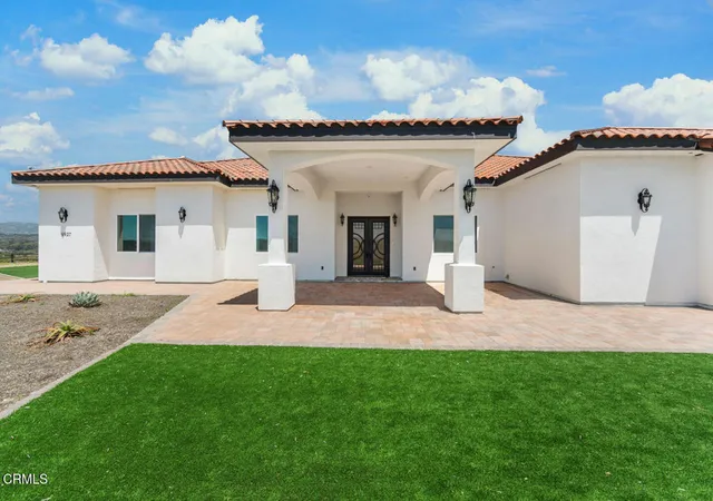 1st image of 5927 St Maarten Dr, Moorpark, CA 93021 | MLS# V1-34625