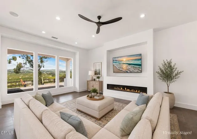 5th image of 5927 St Maarten Dr, Moorpark, CA 93021 | MLS# V1-34625
