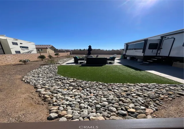 4th image of 19355 Tournament Ln, Apple Valley, CA 92308 | MLS# PW26031686