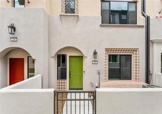 36th image of 107 Kimberwick Ct, Burbank, CA 91506 | MLS# IV26032644
