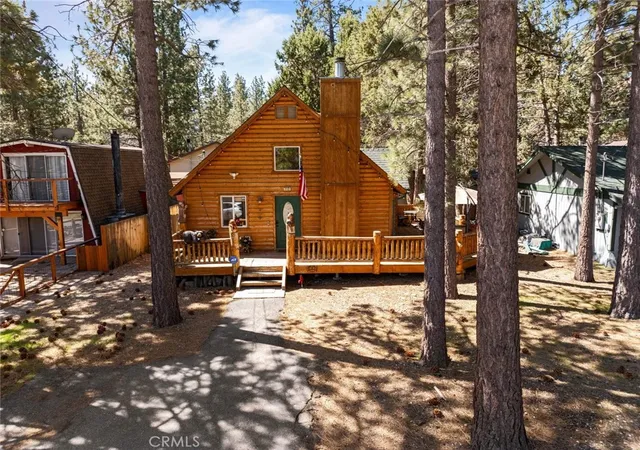 Photo 3 of Single family home for sale at 712 Maltby Blvd, Big Bear City, CA 92314 | MLS# CV26021377 | Listing updated on 2026-05-01