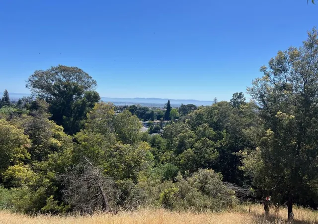 3rd image of 3257 3257 Monterey Blvd, Oakland, CA 94602 | MLS# 41123863