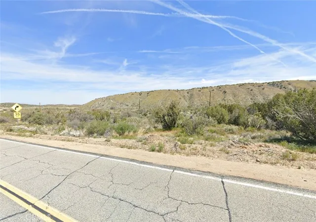 Photo 4 of Land for sale at 29500 Longview Rd, Pearblossom, CA 93553 | MLS# SR26032806 | Listing updated on 2026-02-12