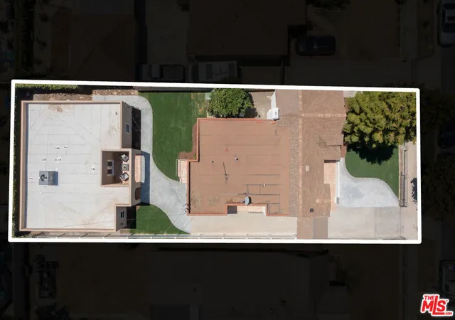 Photo 3 of Single family home for sale at 1826 W 78th Street, Los Angeles, CA 90047 | MLS# 25621713 | Listing updated on 2026-10-04