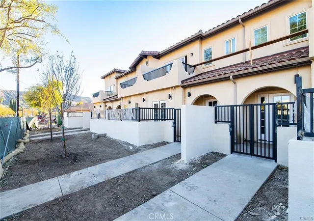 4th image of 5502 E Los Angeles Ave #4, Simi Valley, CA 93063 | MLS# MB26032827