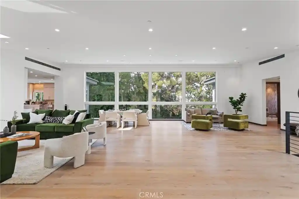 Photo 1 of Mansion for sale at 15641 Meadowgate, Encino, CA 91436 | MLS# SR26032517 | Listing updated on 2026-10-20