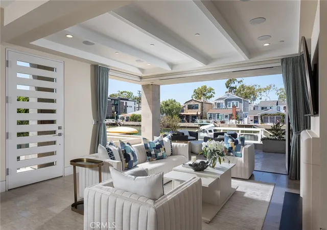 2nd image of 308 Grand Canal, Newport Beach, CA 92662 | MLS# NP26031570