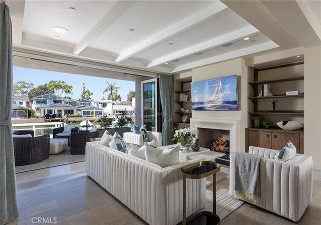 3rd image of 308 Grand Canal, Newport Beach, CA 92662 | MLS# NP26031570