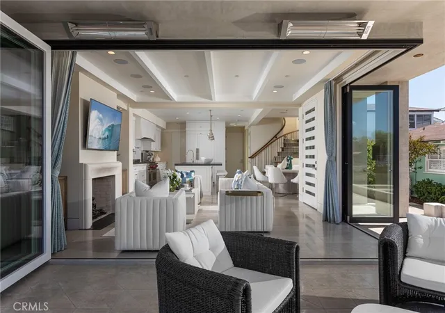 5th image of 308 Grand Canal, Newport Beach, CA 92662 | MLS# NP26031570