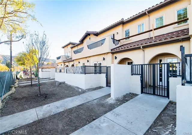 3rd image of 5510 E Los Angeles Ave #4, Simi Valley, CA 93063 | MLS# MB26032961