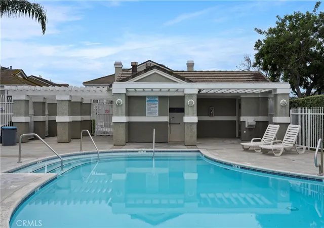 Homes for sale in Corona, CA | 686 Azure, Corona, CA 92879 | Houzeo