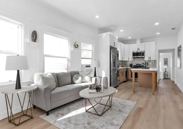 2nd image of 2912 2912 E 22nd St, Oakland, CA 94601 | MLS# 41123946