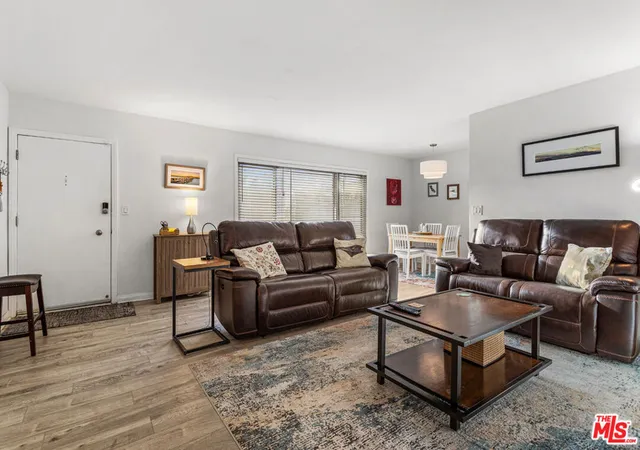 Homes for sale in Santa Monica, CA | 2002 4Th St, Santa Monica, CA 90405