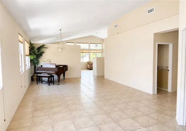 Homes for sale in Murrieta, CA | 40465 Via Camposeco, Murrieta, CA 92562 | MLS# SW26033025