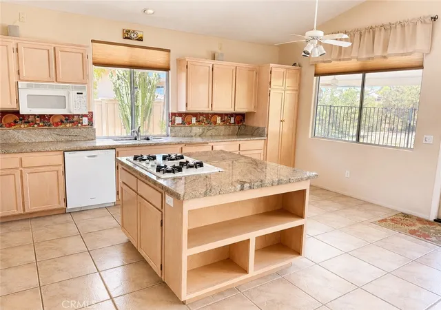 Homes for sale in Murrieta, CA | 40465 Via Camposeco, Murrieta, CA 92562 | MLS# SW26033025
