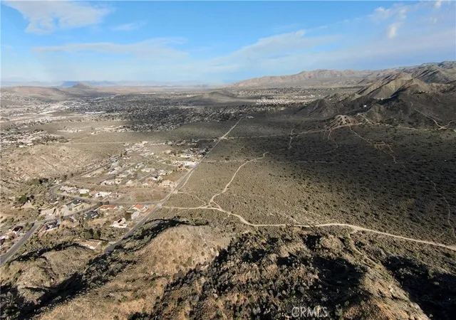 4th image of 55811 Golden Bee Dr, Yucca Valley, CA 92285 | MLS# JT26033351